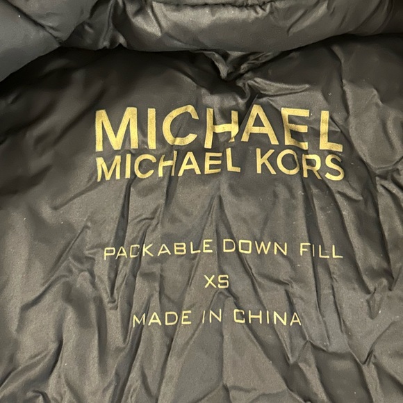 Michael Kors packable down full jack with zip hood, Size: XS, Color: Black - Picture 2 of 6